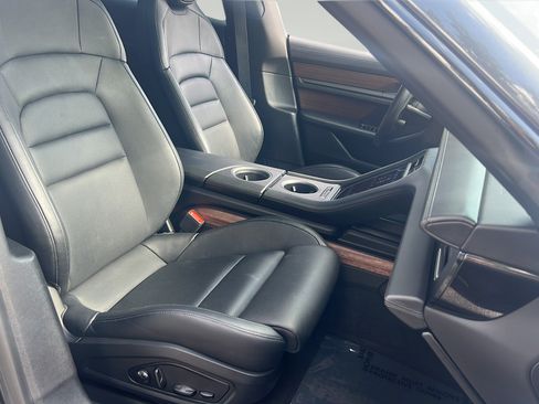 Certified 2020 Porsche Taycan 4S AWD/4WD image 22