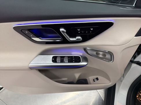 New 2026 Mercedes-Benz GLC 300 image 17