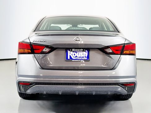 Used 2021 Nissan Altima 2.5 S FWD image 6
