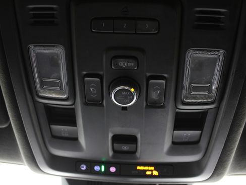 Certified 2023 Cadillac Escalade ESV V image 24