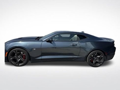 Used 2022 Chevrolet Camaro SS RWD image 13