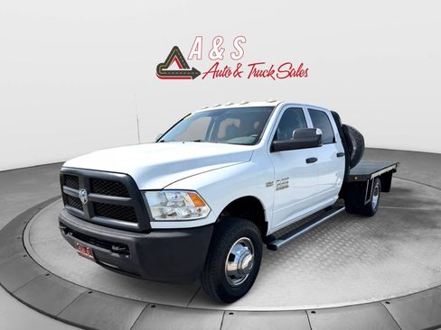 Used 2017 RAM 3500 Tradesman AWD/4WD image 3