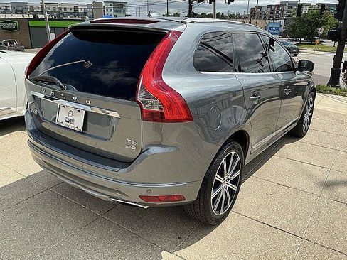 Used 2017 Volvo XC60 T6 Inscription w/ Climate Package AWD/4WD image 6