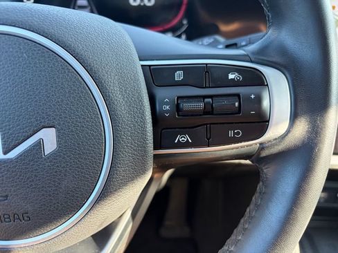 Used 2023 Kia Sportage EX FWD image 24