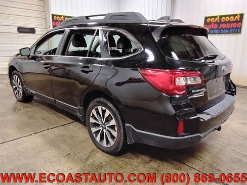 Used 2017 Subaru Outback 2.5i Limited image 6