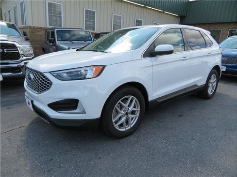 Used 2024 Ford Edge SEL AWD/4WD image 14