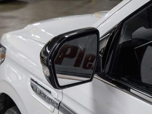 Used 2021 Lincoln Navigator Reserve w/ Luxury Package image 50