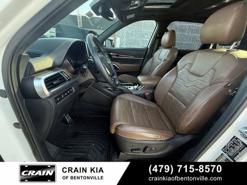 Used 2020 Kia Telluride SX w/ SX Prestige Package image 22