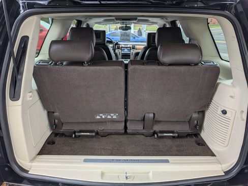 Used 2014 Cadillac Escalade Platinum image 15