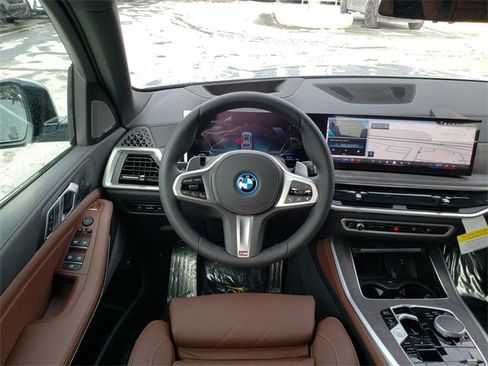 New 2026 BMW X5 xDrive50e w/ M Sport Package image 14