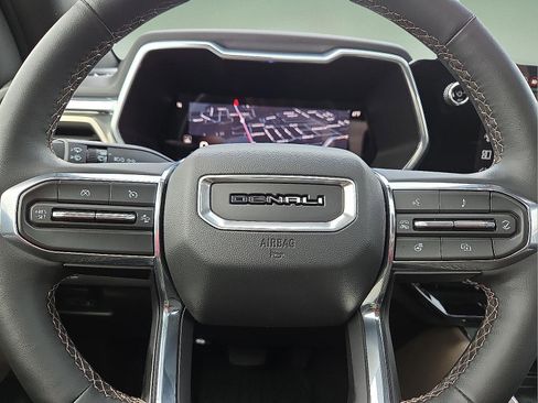 Used 2026 GMC Canyon Denali image 24