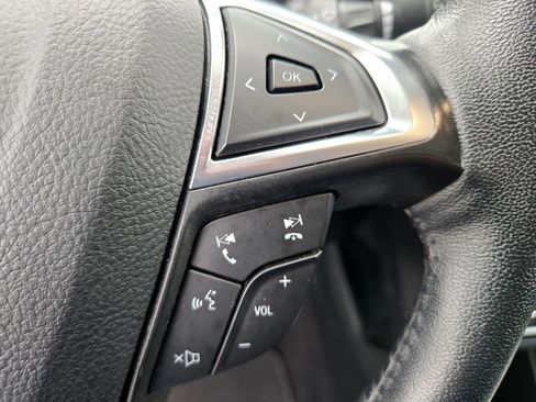 Used 2024 Ford Edge SEL image 14