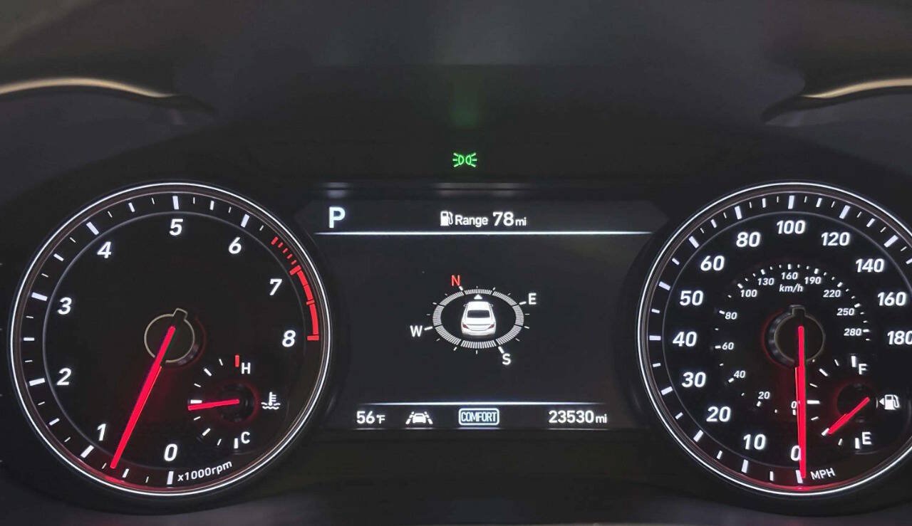 Used 2021 Genesis G70 3.3T AWD/4WD image 34