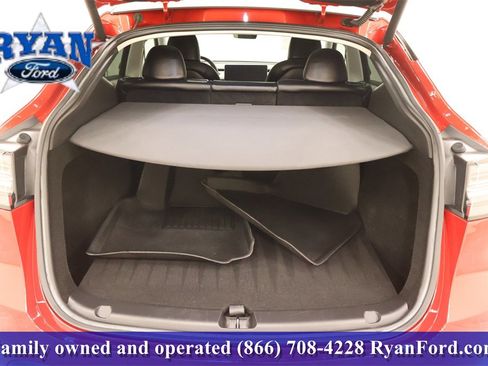 Used 2022 Tesla Model Y Long Range image 6