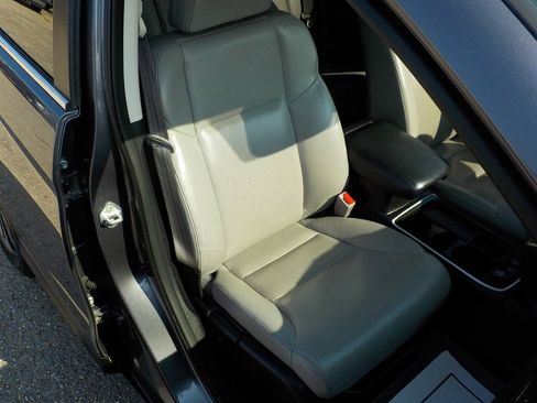 Used 2015 Honda CR-V Touring image 28