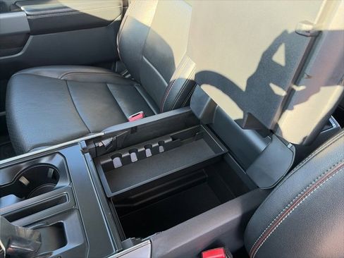 Used 2022 Ford F150 Lariat w/ Max Trailer Tow Package image 29