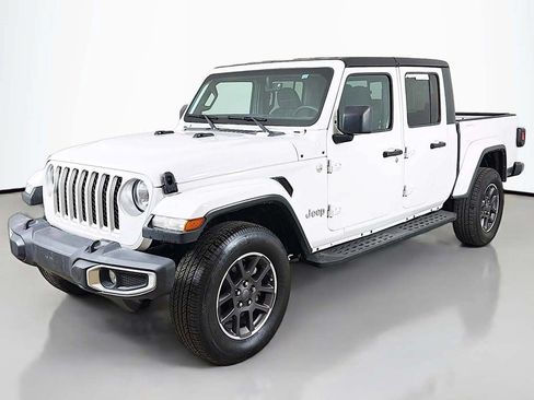 Used 2023 Jeep Gladiator Overland AWD/4WD image 7