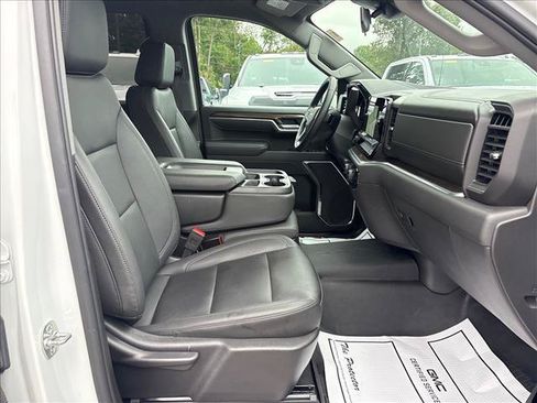 Certified 2025 Chevrolet Silverado 1500 LT AWD/4WD image 7