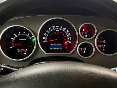 Used 2011 Toyota Tundra Limited w/ TRD Off-Road Pkg image 33