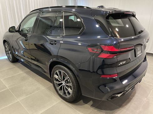 New 2026 BMW X5 xDrive40i w/ M Sport Package AWD/4WD image 4