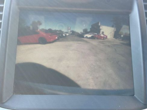 Used 2013 Chrysler 300 C image 18