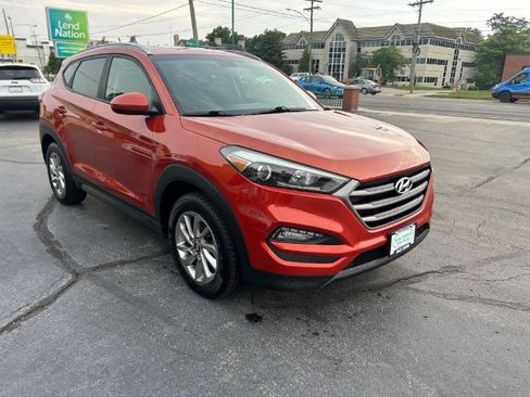 Used 2016 Hyundai Tucson SE w/ Option Group 02 AWD/4WD image 8