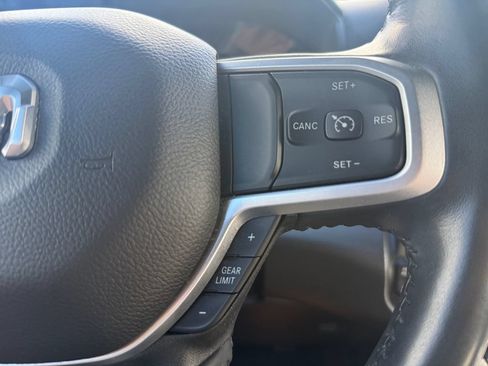Used 2022 RAM 1500 Big Horn AWD/4WD image 23