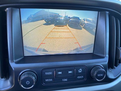 Used 2017 Chevrolet Colorado LT w/ LT Convenience Package image 12