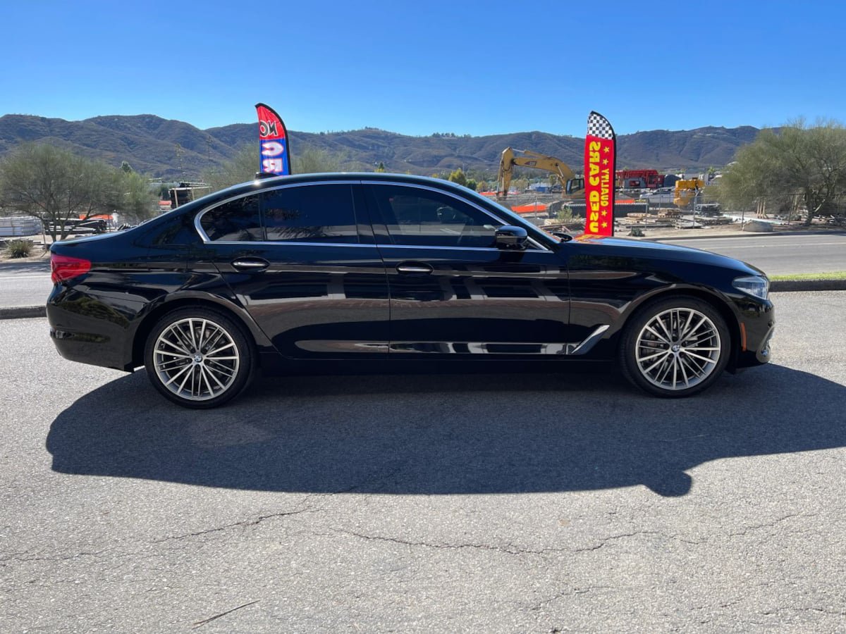 Used 2018 BMW 540i w/ Premium Package RWD image 4