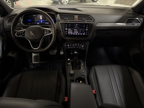 Certified 2024 Volkswagen Tiguan SE R-Line AWD/4WD image 26