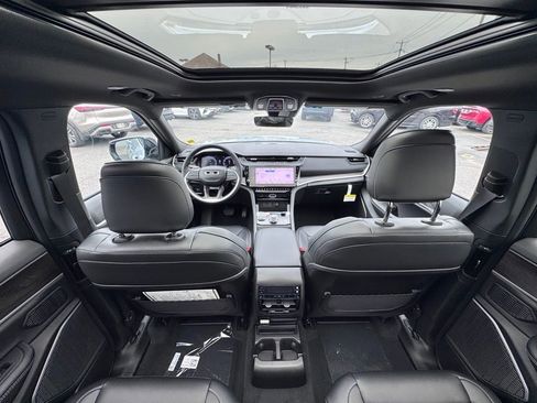 New 2026 Jeep Grand Cherokee L Limited AWD/4WD image 26