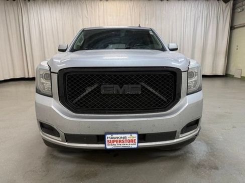 Used 2015 GMC Yukon XL Denali w/ Touring Package AWD/4WD image 12