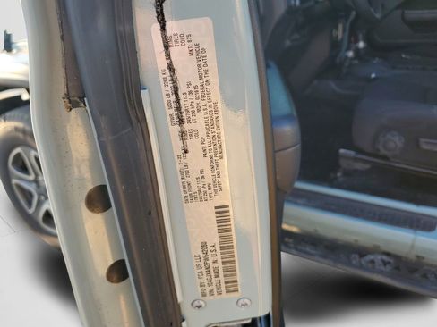 Used 2023 Jeep Wrangler Sport S image 29