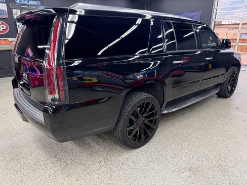 Used 2020 Cadillac Escalade ESV Luxury w/ Escalade Sport Edition AWD/4WD image 5