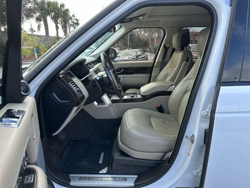 Used 2018 Land Rover Range Rover Long Wheelbase Supercharged image 2