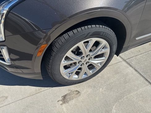 Used 2019 Cadillac XT5 Luxury image 9