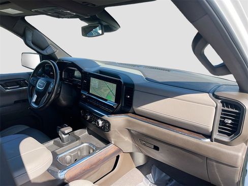 Used 2023 GMC Sierra 1500 SLT w/ SLT Premium Package image 31