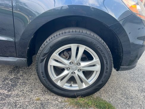 Used 2011 Hyundai Santa Fe Limited image 24