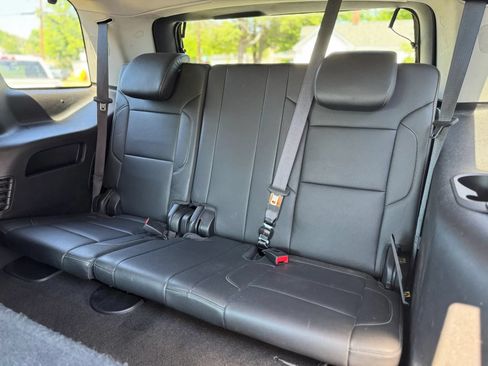 Used 2018 Chevrolet Tahoe LT AWD/4WD image 12