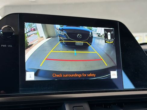 Used 2024 Lexus UX 250h F Sport FWD image 21