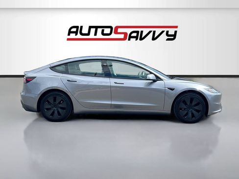 Used 2025 Tesla Model 3 Long Range RWD image 8