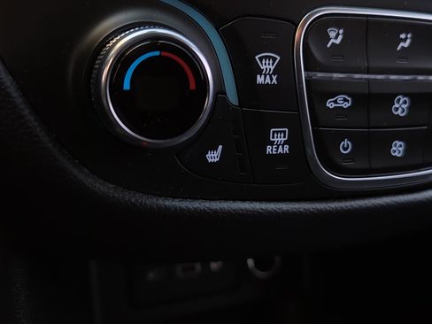 Used 2023 Chevrolet Equinox RS w/ LPO, Cargo Package image 22