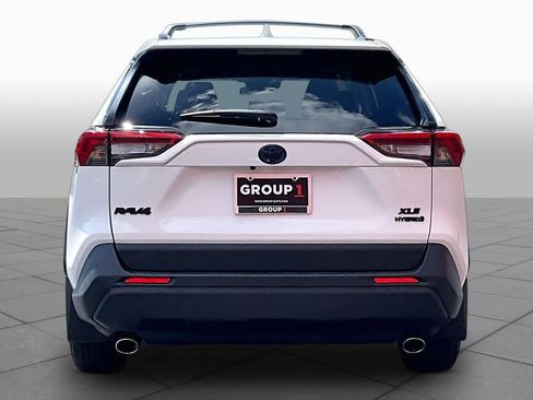 Used 2024 Toyota RAV4 XLE w/ Convenience Package AWD/4WD image 4