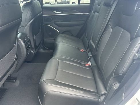 New 2026 Jeep Grand Cherokee Limited AWD/4WD image 19