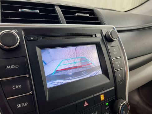 Used 2016 Toyota Camry LE image 15