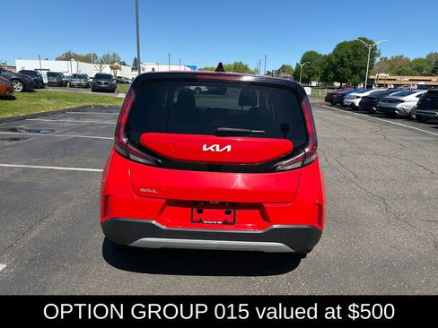 Used 2024 Kia Soul LX w/ Option Group 015 FWD image 4