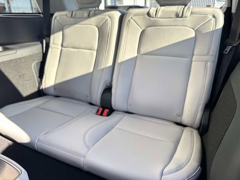 New 2026 Lincoln Aviator Reserve w/ Jet Appearance Package image 14