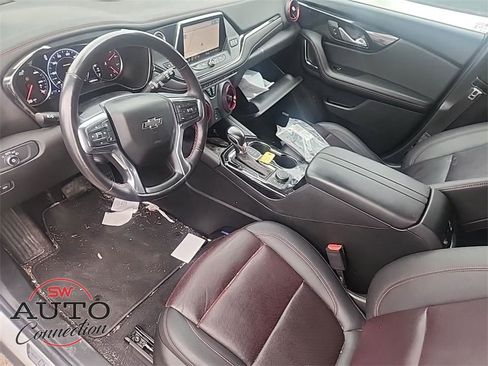 Used 2022 Chevrolet Blazer RS w/ Enhanced Convenience Package image 11