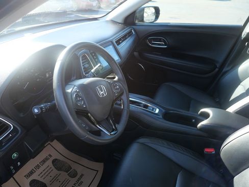 Used 2020 Honda HR-V EX-L image 12