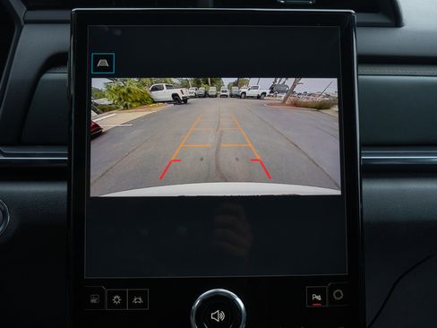 New 2026 GMC Terrain AT4 w/ Convenience Package III image 17